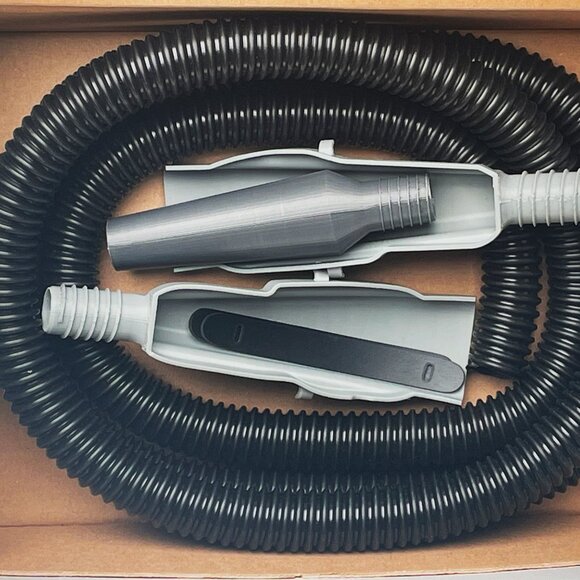 Full Earth's Vacuum Attachment Kit for Professional Size Wahl Clippers - Picture 2 of 5